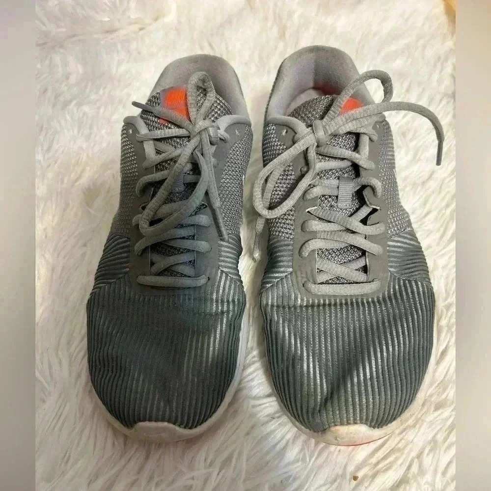 Nike Flex Bijoux Womens‎ Training Shoes Grey White Orange 881863-002 Size 9
